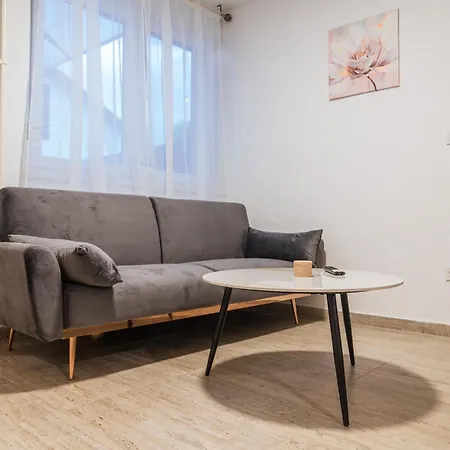 Castellum Apartments Slavonski Brod Exterior photo